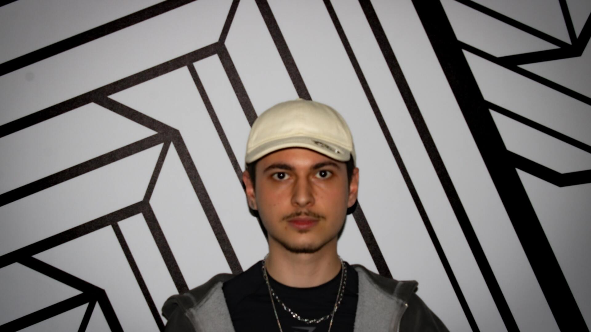 Student headshot, Razvan_COSTANDIS