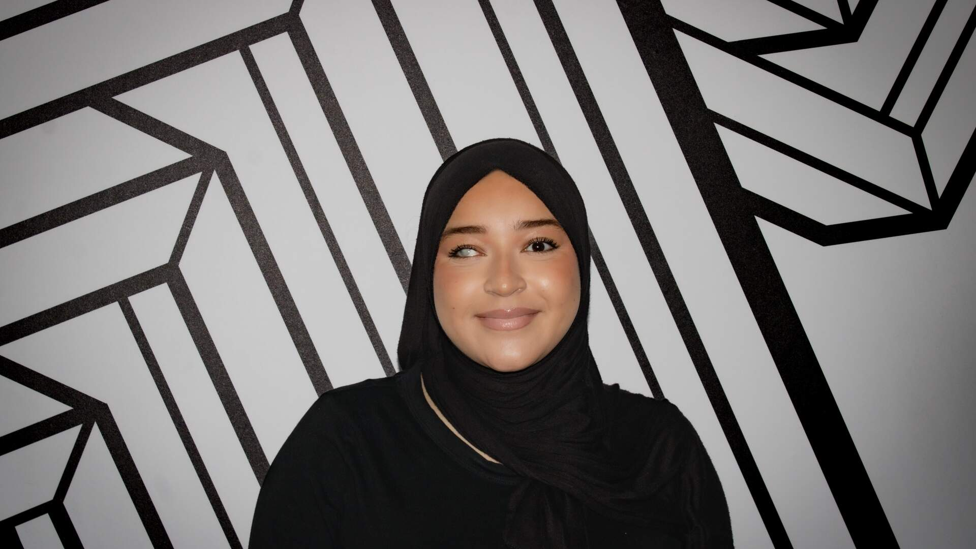Student headshot, HafsaAbdulraheem_v02