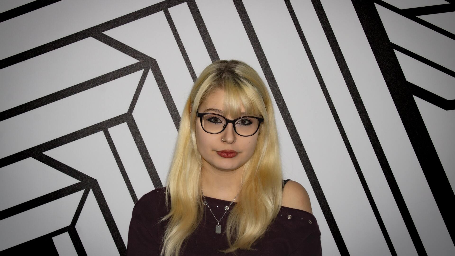 Student headshot, Nova_Barwanietz