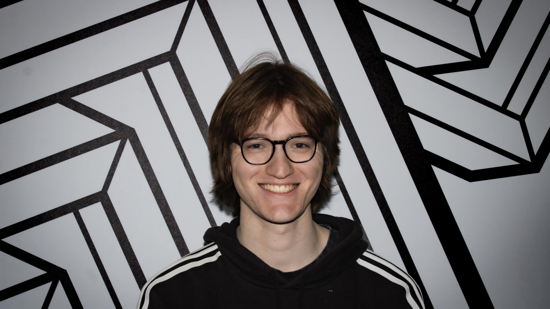Student headshot, Theo_Craig
